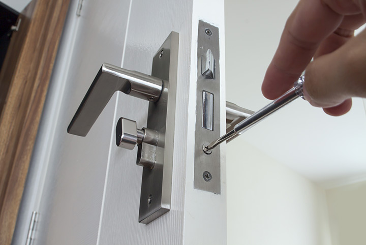 Our local locksmiths are able to repair and install door locks for properties in Dartford and the local area.